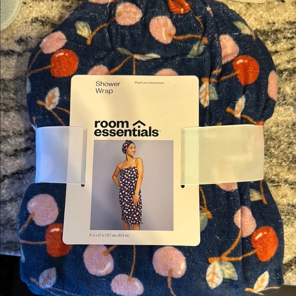 NWT Room Essentials Blue Cherry Shower/Swimsuit Wrap. Soft and cozy, OSFM - Picture 3 of 5